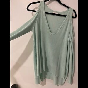 14TH & union long sleeved sweater size medium